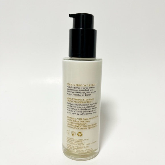 JVN
Complete Blowout Styling Milk 90ml - Picture 2 of 8